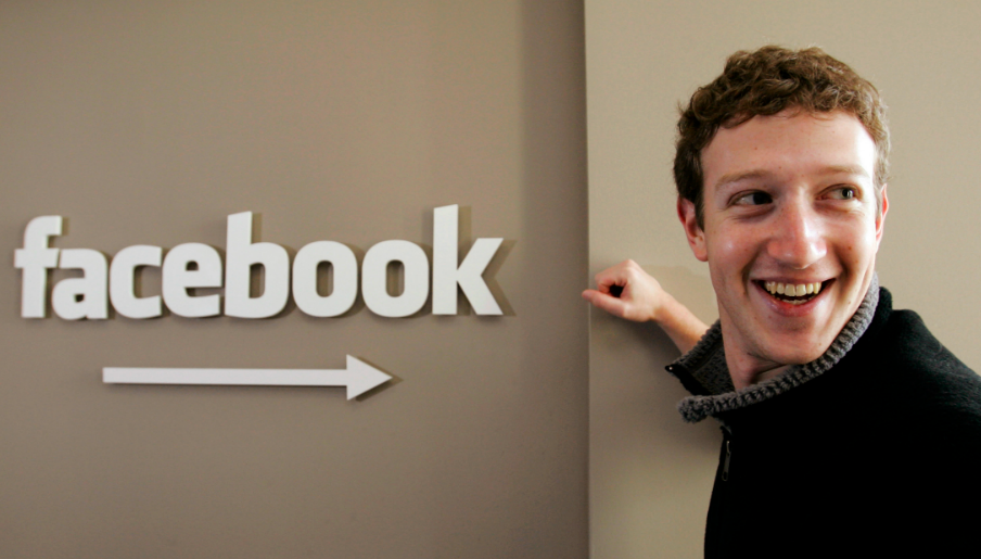 Grundaren av Facebook, Mark Zuckerberg, har fått ta emot stark kritik.